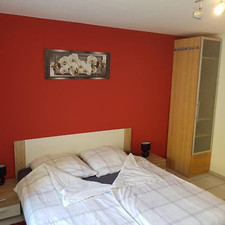 Zimmerappartement "Rose" - Ferienwohnungen Wagner & Gaul Daleiden Екстер'єр фото